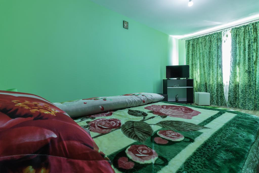 Conacul Lui Bulica Hotel Novaci-Straini Exterior photo