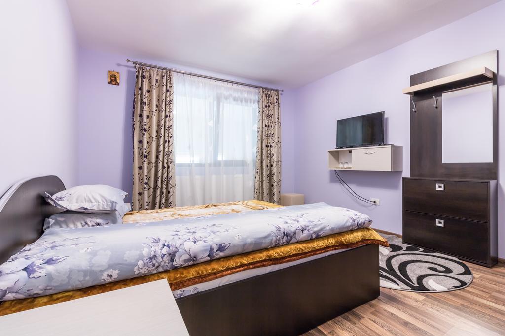 Conacul Lui Bulica Hotel Novaci-Straini Exterior photo